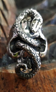 galcia / �K���V�A  SKULL & SNAKE DIAMOND RING  SILVER 925 SIZE MEXICANSKULL ���L�V�J���X�J�� �V���o�[ �_�C�������h �X�J�������O �X�l�[�N �����O (19R-SS001SS)��������̏��i�́A�󒍐���i�ׁ̈A3�`4�T��