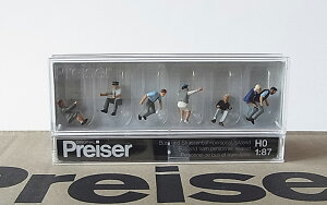 Preiser/vCU[ 10406 HO 1/87 oXƃg̏斱ƍĂq