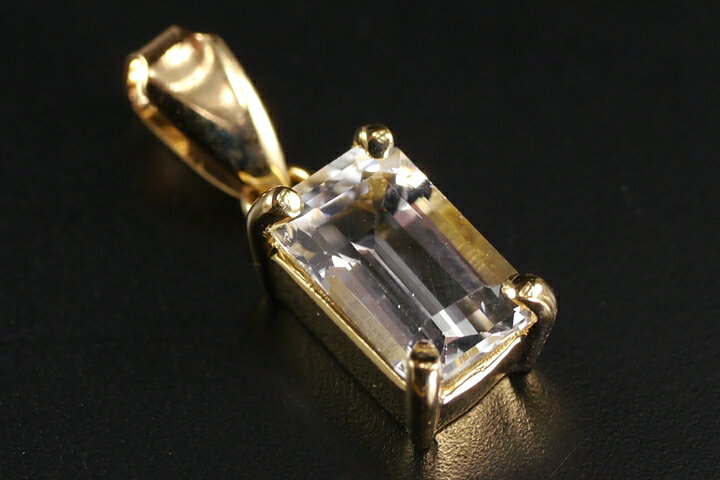 楽天市場】0.59ct フェナカイトK18ペンダントトップ ファイナル 