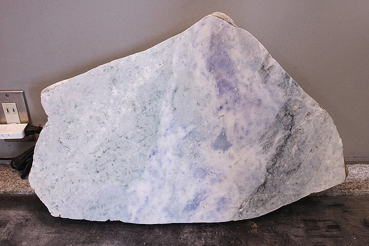 楽天市場】博物館クラス！超レア品ラベンダー糸魚川翡翠原石 特大  