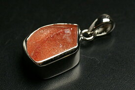 ロシア産ストロベリークォーツペンダントトップ