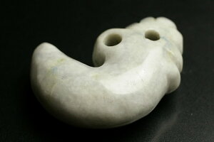 30mm超レア品!糸魚川翡翠異形勾玉 原産地証明書付