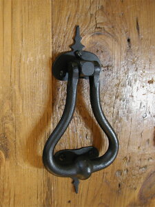 【在庫限り】530-28 #31 ドアノッカー「ソードフィシュ」【 door knocker 玄関 チャイム インターホン 扉 ドア 建具 ウィリアムスバーグ 金物 パーツ アイアン 鉄 黒皮風 アメリカ製 diy カントリー