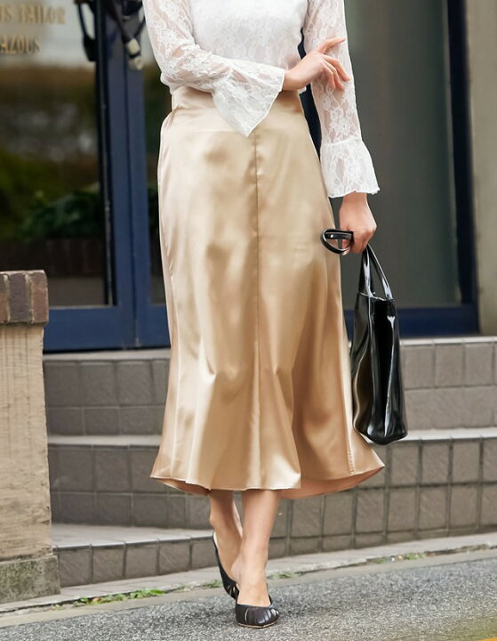 楽天市場 Outlet Sale 角度によって表情を変えるシアーなサテンスカート M Lサイズ ハイウエストサテンセミフレアスカート レディース ウエストバックゴム 結婚式 Re Edit リエディ