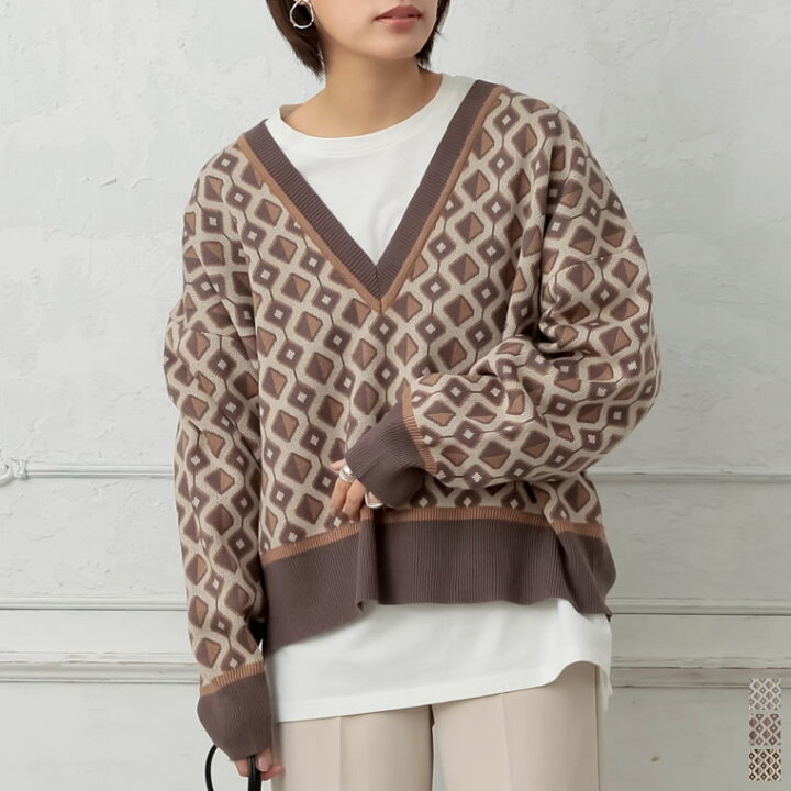 楽天市場 旬のレイヤードコーデが際立つ 幾何学ニットmサイズ 幾何学柄vネックジャガードニットプルオーバー レディース ジャガードニット 幾何学柄 Vネックニット 21春 21年春夏新作 Re Edit リエディ