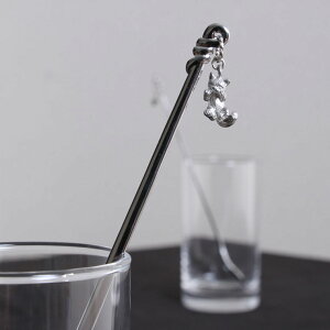 L̃`[t}h[Xv[ ()y[ Iz