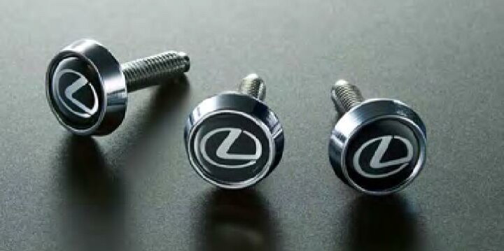 新品、未使用LEXUS LBX用ナンバーフレーム08407-52100-B2 