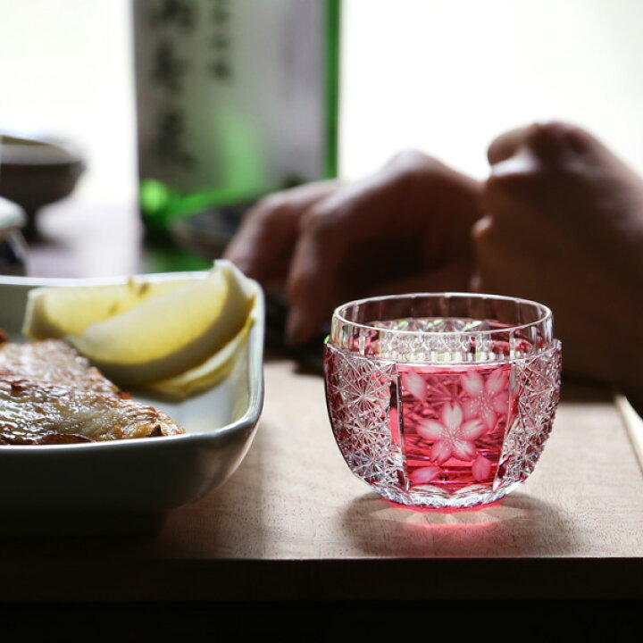 楽天市場】江戸切子 桜の酒杯 金赤 グラヴィール 堀口硝子 ぐい呑み 