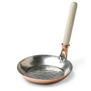 퐻쏊 eq  eq   eq  {