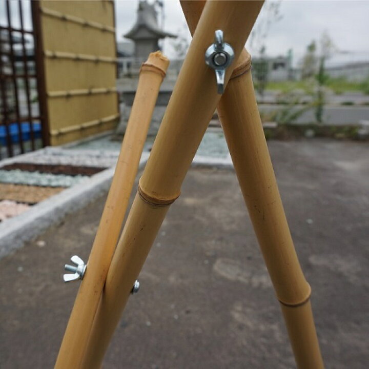 楽天市場 流しそうめんに最適な人工青竹人工竹あや竹半割f80 ｌ1230グリーン3枚 三脚4セット 送料無料 あや竹 流し素麺 スライダー キャンプ バーベキュー q 三脚の脚は天然竹を使用しています ガーデン太郎