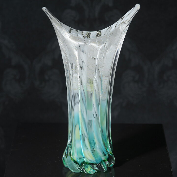 楽天市場 津軽びいどろ 花瓶 ガラス 大型 国産 雪解けの奥入瀬 花器 大きい おしゃれ 日本製 大きな フラワーベース ギフト 贈り物 プレゼント 生け花 活花 生花 活け花 国産 ガーデン用品屋さん