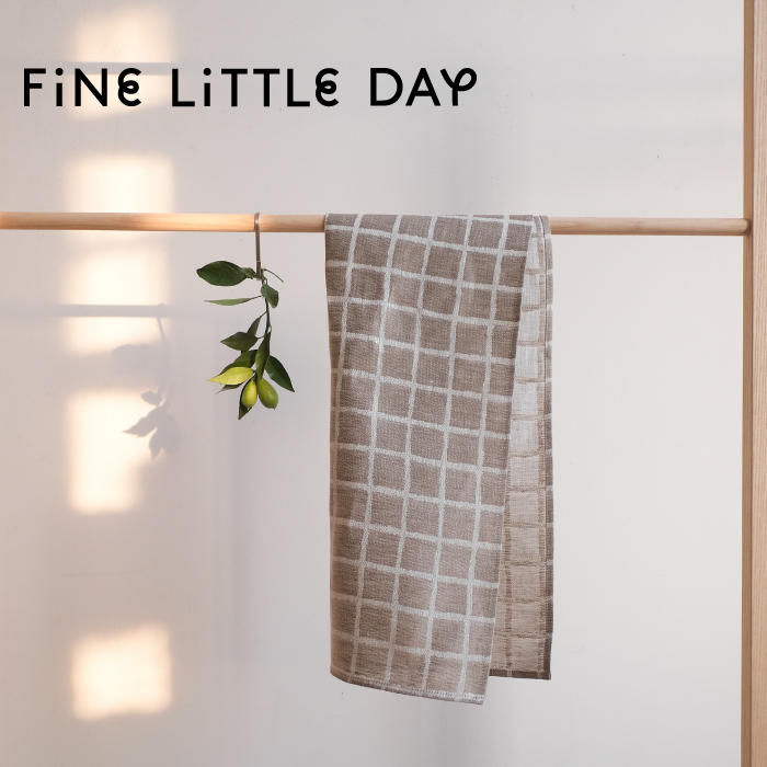 スウェーデンのデザインブランド ファインリトルデイのキッチンクロス RUTIG Fine Little Day ファインリトルデイ キッチンクロス 感謝の声続々！ 新作モデル 47×70cm チェック tea 天然素材 おしゃれ メール便 送料無料 towel スウェーデン 麻 北欧 かっこいい