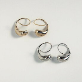 ダブル ピアス：ISS（イズ）