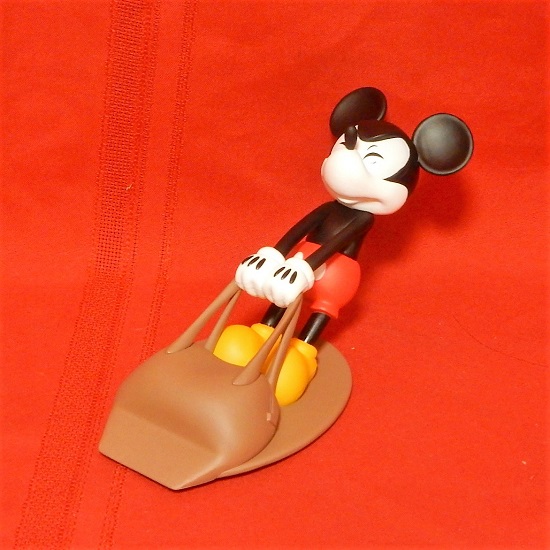 大好きなミッキーが全力でドアを押してくれます 商い 【SALE／60%OFF】 ディズニー ミッキーマウス 高さ9cm ドアストッパー