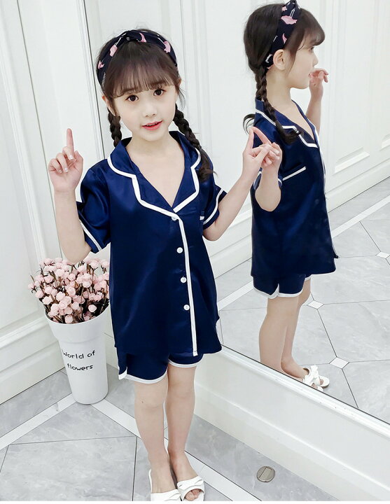 楽天市場 キッズ パジャマ 子供パジャマ 女の子 夏 薄手 前ボタン トップス 半ズボン 半袖 ルームウェア 部屋着 セットアップ シルク パジャマ かわいい おしゃれ 可愛い 寝巻き ナイトウェア 子供服 ピンク ネイビー 110 1 130 140 150 160 170cm Gbb2号店 楽天市場 キッズ パジャマ 子供パジャマ 女の子 夏 薄手 前ボタン トップス 半ズボン 半袖 ルームウェア 部屋着 セットアップ シルク パジャマ かわいい おしゃれ 可愛い 寝巻き ナイトウェア 子供服 ピンク ネイビー 110 1 130 140 150 160 170cm Gbb2号店