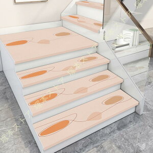 階段マット 滑り止めマット カーペット 吸着 吸着マット ズレない 洗える フリーカット ペット 老犬 犬 猫 マット 階段用 防音 キズ防止 傷防止 安心 安全