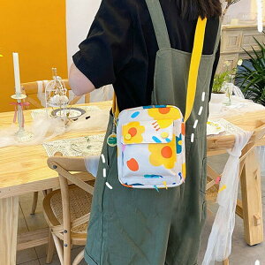 ショルダーバッグキッズ女の子男の子 斜めかけ軽量 ワンショルダー子ども用 子供用 かわいい 花柄斜めかけバック キッズ 小学生 保育園 かばん おしゃれ斜めかけミニ
