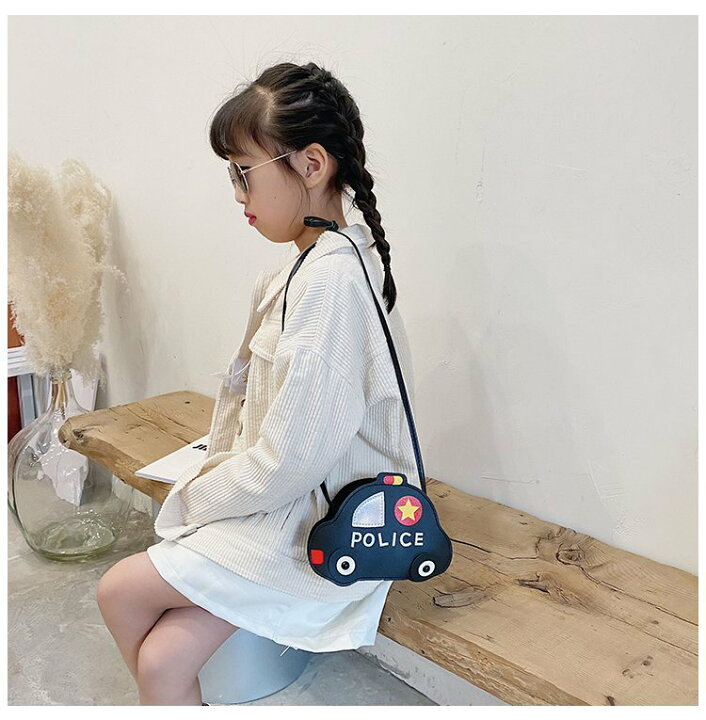ポシェット ブラック 子供用 キッズ用 黒 ポーチ 小物入れ 車 お出かけ 