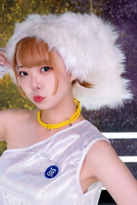 AIKA ELECTRONICS(�A�C�J�G���N�g���j�N�X) Fur cap Future�yWHITE�z