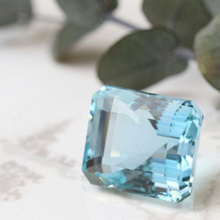 鑑別書付きpt900 4.48ct 大粒アクアマリンダイヤモンドリング