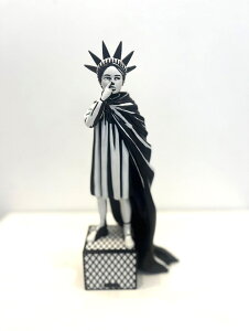 oNV[@Liberty Girl WN[ ŉ l Aj tBMA pi A[g G z