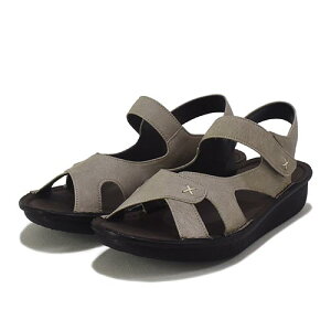 Put`s 革 カジュアル サンダル