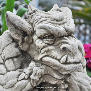 ガーデニング雑貨 ストーン 「ガーゴイルD」ヨーロッパ 英国製 インポート ガーゴイル ガーデニング ガーデン 雑貨 オーナメント おしゃれ 置物 庭 イングリッシュガーデン 送料無料 おう