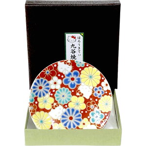 九谷焼 豆皿 梅菊 キティちゃん 飾り皿 ミニ絵皿ハローキティ 皿 小皿 絵皿 ミニプレート 日本のおみやげ 還暦祝 敬老の日 お祝い 贈り物 日本土産 インテリア サンリオ キティ ホームステイ