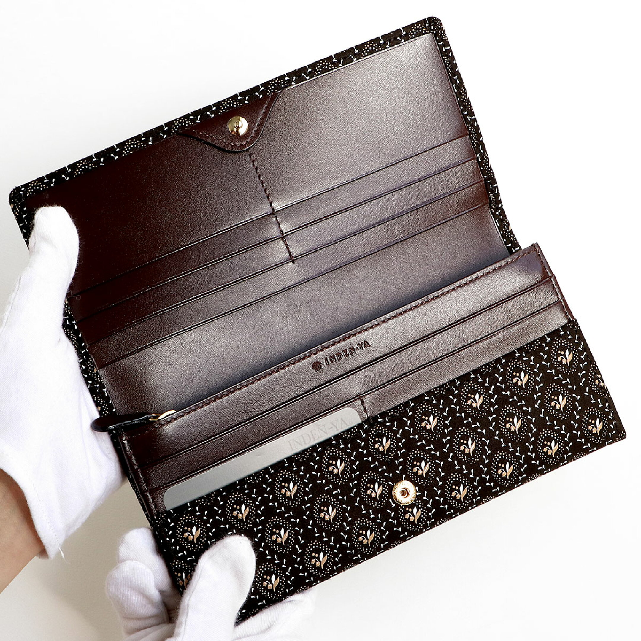 印傳屋 しらべ 束入れ（かぶせ長財布）