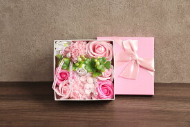 SAVON FLOWER リボンローズBOX 全5色 リボンローズ シャボン カーネーション バラ 造花 シャボンフラワー ソープフラワー フラワーギフト 誕生日 お見舞い プレゼント 贈り物 ギフト 赤 ピンク グリーン オレンジ 黄 青 紫 母の日 枯れない 花 ボックス入り かわいい