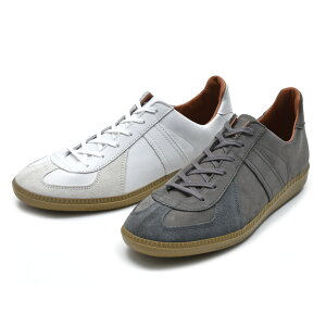 REPRODUCTION OF FOUND�i���v���_�N�V���� �I�u �t�@�E���h)�W���[�}���~���^���[�g���[�i�[ GERMAN MILITARY TRAINER 1700NL 15251400156
