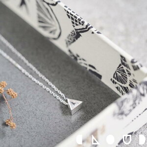 Cloud Jewely White Op lbNX Vo[925 NEhWG[ VGbg WRjA lbNX Ԃ ~j}ȃfUC Op` Vo[ Op Vo[925 y_g `F[ WG