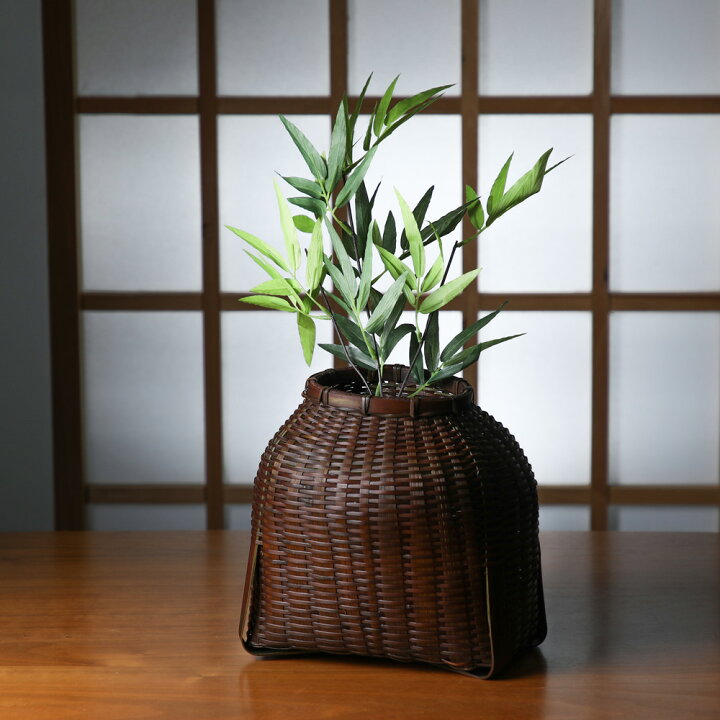 楽天市場】花器 花入れ 茶染ビク型花入 茶道具 竹製 籠花入れ 