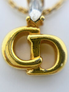 yi!!zChristianDior/NX`fBI[@lbNX@S[h@CDS@ANZT[@WG[@|Cg@BN008