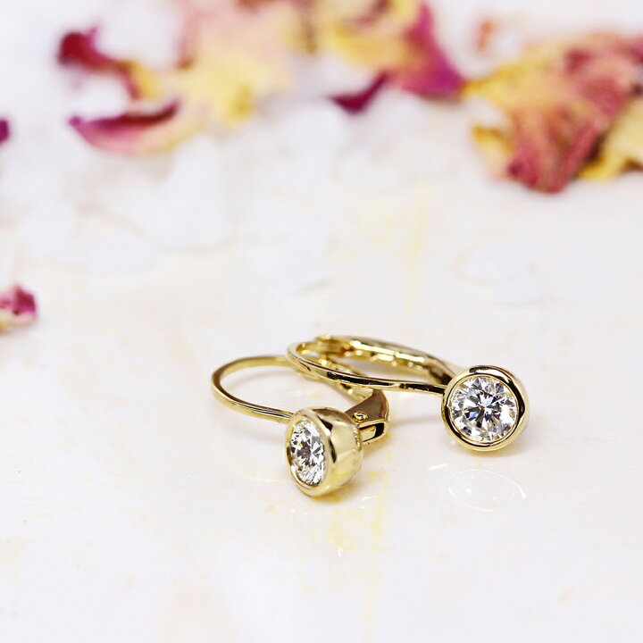 楽天市場】ピアス 0.4ct フクリン ダイヤモンドピアス K18 イエロー 