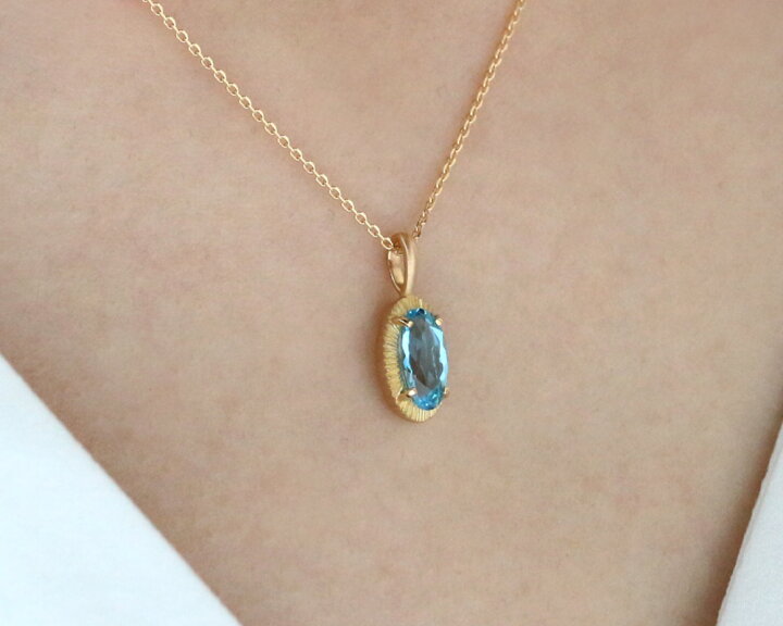 楽天市場】K18 ブルートパーズ 0.835ct ネックレスチャーム イエロー 