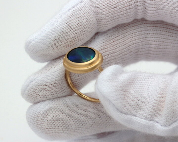 楽天市場】K18 天然ブラックオパール 1.921ct 一粒リング 11号 