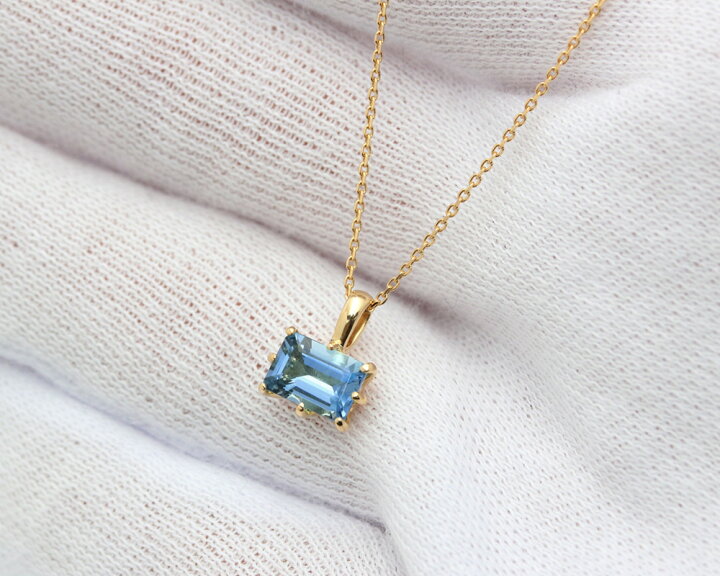 楽天市場】K18 サンタマリアアクアマリン ネックレスチャーム 0.838ct 