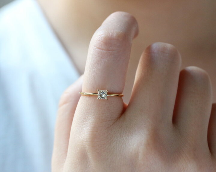 楽天市場】「プリンセスカット」 一粒 リング ダイヤモンド 0.294ct【J 