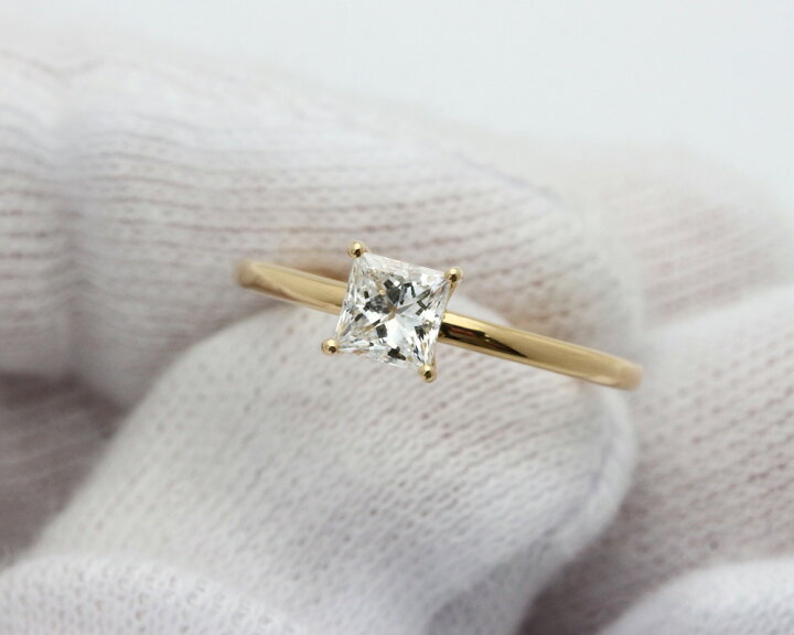 楽天市場】「プリンセスカット」 K18 一粒 リング ダイヤモンド 0.502 