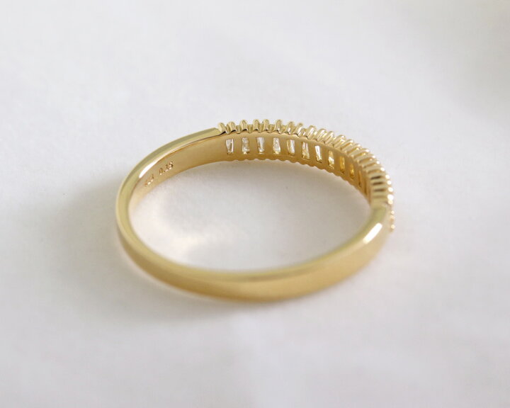 楽天市場】K18 テーパーバゲットカット 天然ダイヤモンド 0.15ct 