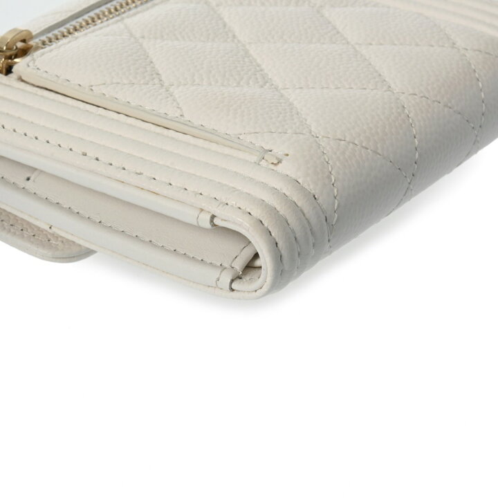 楽天市場】CHANEL シャネル ボーイシャネル コンパクトウォレット 白  