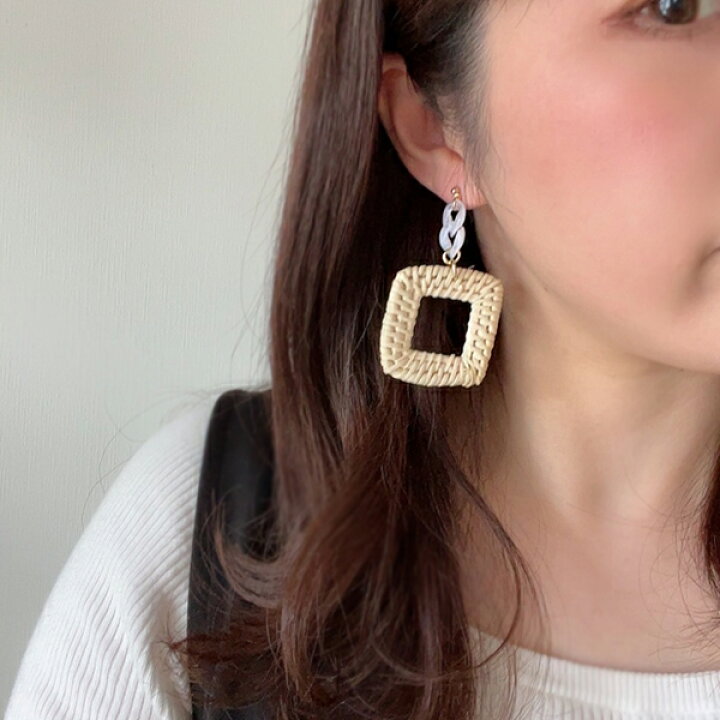楽天市場】ラタン ピアス 夏らしい カジュアル イヤリング 大ぶり 
