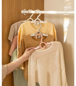スリム ハンガー 省スペース キッズ キッズハンガー ベビー 子供用 プラスチック おしゃれ 収納 子供服 かわいい 20本セット サイズ調整 ベビーハンガー 洗濯ハンガー 収納ハンガー 型崩れ防