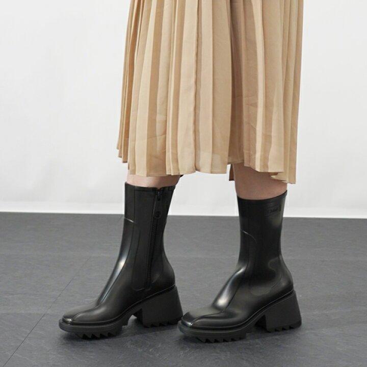 楽天市場】CHLOE クロエ レインブーツ BETTY BOOTS CHC22A239Z2 ベティ 