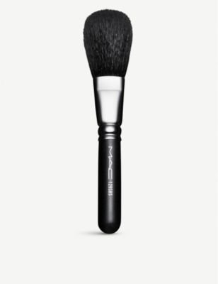MAC 129SH 無料サンプルOK パウダープラッシュ [正規販売店] Powder-Blush Brush ブラシ