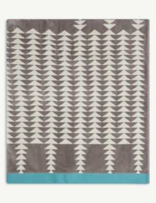 迅速な対応で商品をお届け致します PENDLETON 買い物 ハーディング グラフィックプリント コットンジャカード タオル cotton-jacquard graphic-pattern #HardingGrey Harding towel