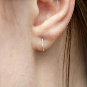 ㎨ 18 Q[Wt[vA@Ǝ̃sAXp̃j[Nȃ[v҂݁AX^[OVo[ S 7mm EllieJMaui Upper Ear 18 Gauge Cartilage Hoop, Unique Rope Braid for Nose and Ear Piercing, Sterling Silver Small 7mm