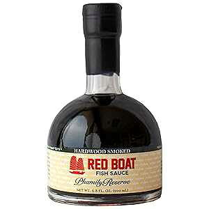 Red Boat Fish Sauce, Hardwood Smoked Premium 50 N fish sauce sustainably made with just two ingredients in Vietnam Higher Protein For Exceptional Flavor and Aged in Bourbon Barrels Gluten and sugar free, no preservati