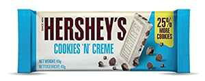 HERSHEY'S COOKIES 'N' CREME LfB[AʕA1.55 IX o[ (36 Jbg) HERSHEY'S COOKIES 'N' CREME Candy, Individually Wrapped, 1.55 oz Bars (36 ct)